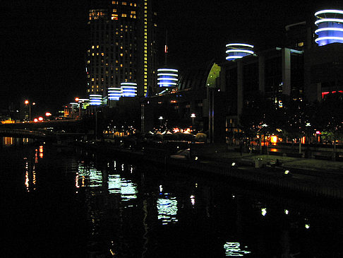 Foto Melbourne in der Nacht - Melbourne