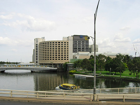 Foto Yarra River mit Stadt