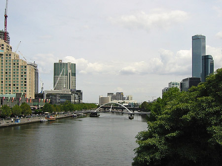 Foto Yarra River mit Stadt